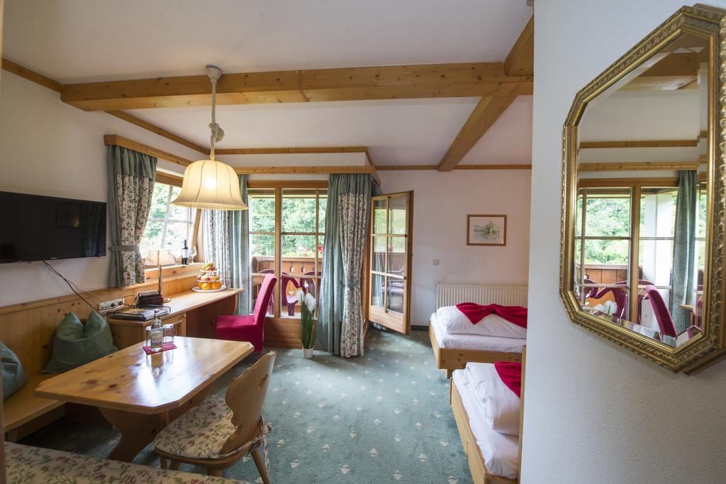 Gutshof Wolfgangsee Resort & Event Hotel Strobl Bagian luar foto